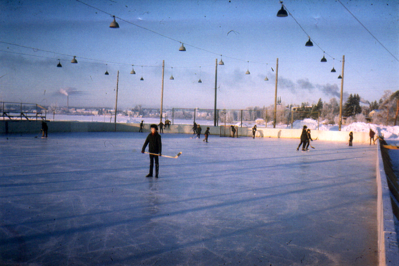 Kuka on tämä pelimies?