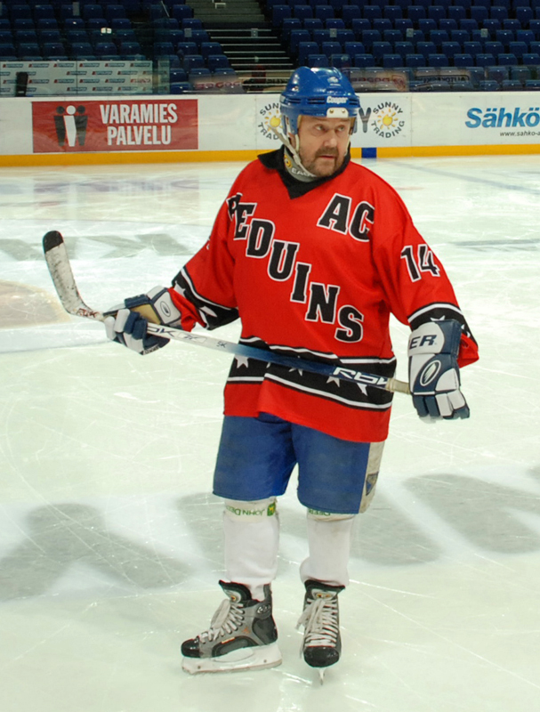 Tyrv��l�inen taskuraketti!