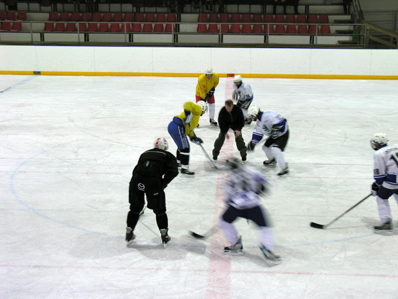 Junnut fuskaa aina - Harjunen liikkuu liian aikaisin ja linjatuomari ei tee mit��n!