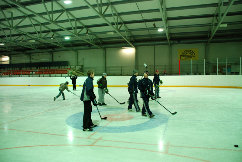 Junnut l�mmittelee!