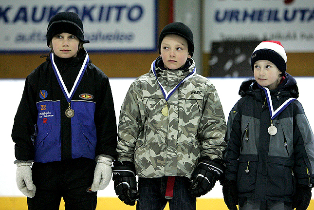 Nuorempien junnujen mitalistit 2006