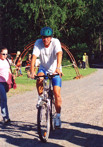 Teuska koki kovia ja viel� ilman syyt�!